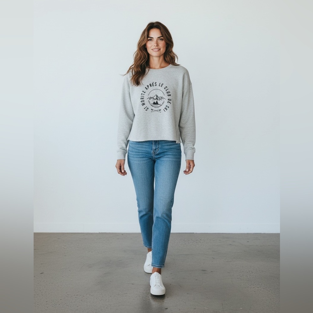 American Eagle sweatshirt. Size L. St. Moritz Le Club De Ski. raw hem.